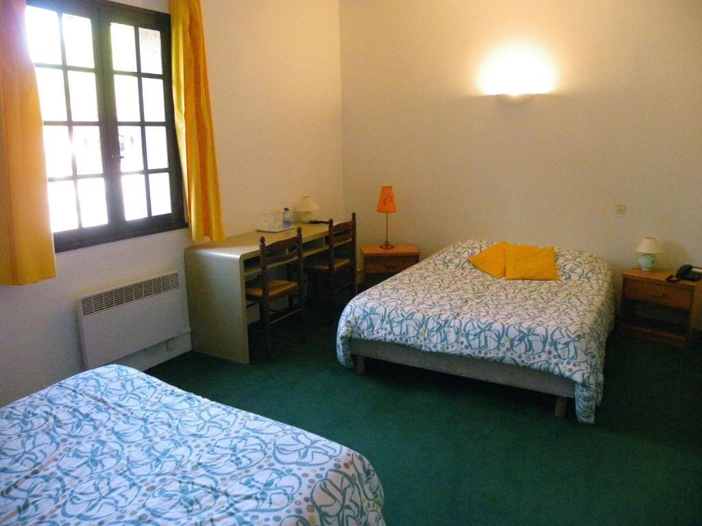 Human Hotel Restaurant Park 维勒克罗兹 客房 照片
